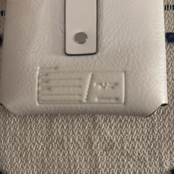 Rag & Bone Stylish Leather White Crossbody Bag - Picture 7 of 12